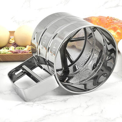 台所ステンレス鋼のふるいの細かい網の小麦粉のふるいの粉砂糖のこし器