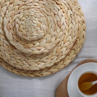 編みこみの藤によって編まれるPlacemats 25cmのあたりのホテイアオイ