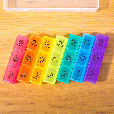 携帯用湿気の大きいコンパートメントが付いている防止の7日間の丸薬箱