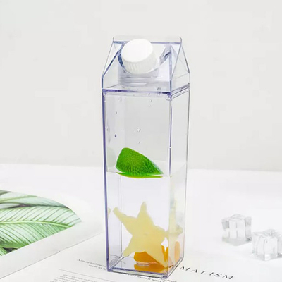 500mlプラスチック正方形の注文の飲むコップはLeakproofカートンの水差しを搾り出す