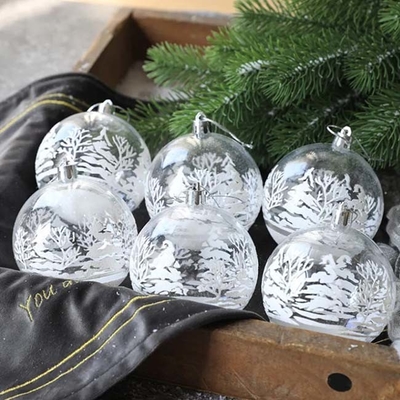 プラスチック塗られたハロウィンのクリスマスの装飾の球6cm 8cmの金の赤い銀