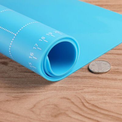 測定のシリコーンのペストリーのマットのこね粉の圧延のマットが付いている非棒の焼けるマット