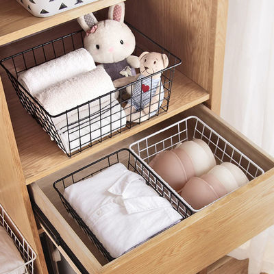 ワイヤ記憶装置のバスケットはハンドルとの金属線のバスケットの食料貯蔵室構成を