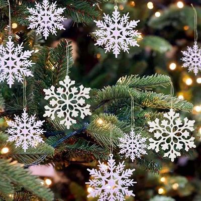 36pcsプラスチックきらめきの白い雪片はクリスマスのために飾る